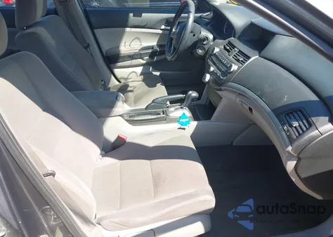 2012 Honda Accord 2.4 Lx z USA, uszkodzony, nr VIN 1HGCP2F37CA114602